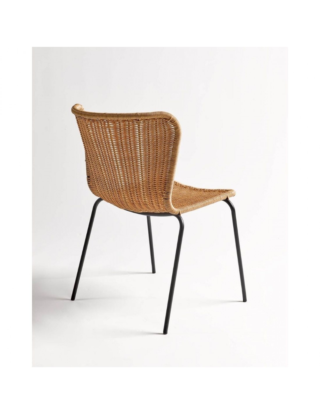 Rattan chair shop black legs